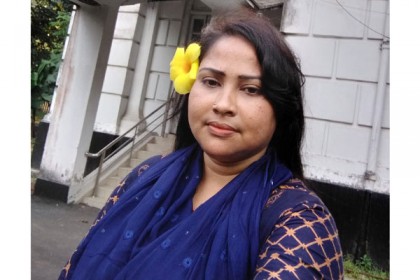 ঝালকাঠিতে শহীদ মিনার ভাঙচুরের মামলায় যুব মহিলা লীগ কর্মী গ্রেফতার