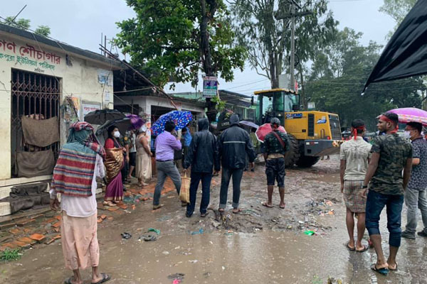 চট্টগ্রামে ৫০০ স্থাপনা উচ্ছেদ করে ৩০০ একর জমি উদ্ধার