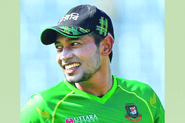 ব্যাটিংয়ে মুশফিকের ক্যারিশমা