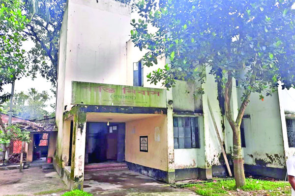 নতুন ঠিকানা খুঁজে পেয়েছেন তারা