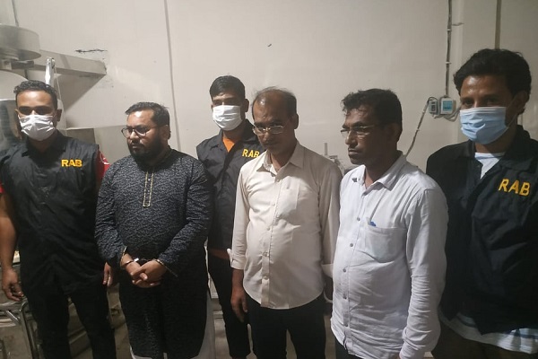 তুরাগে নকল ঔষধ কারখানায় অভিযান, মালিকসহ ৩ জনের কারাদণ্ড 