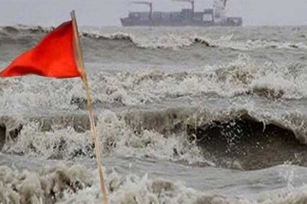 সন্ধ্যার দিকে নিম্নচাপটি খুলনা উপকূল অতিক্রম করতে পারে