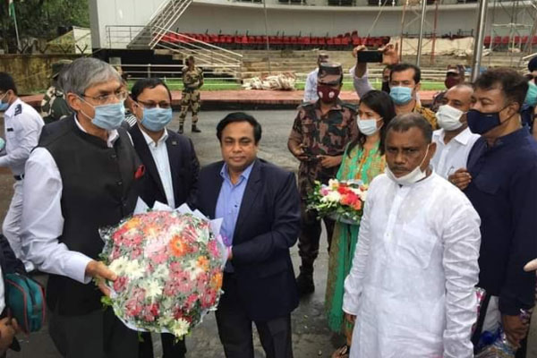 দিল্লিতে নিযুক্ত হাই-কমিশনারের নেতৃত্বে প্রতিনিধি দলের বেনাপোল বন্দর পরিদর্শন