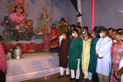 ‘নির্ভয়ে দুর্গোৎসব পালনের নিশ্চয়তা দিয়েছেন প্রধানমন্ত্রী’ 