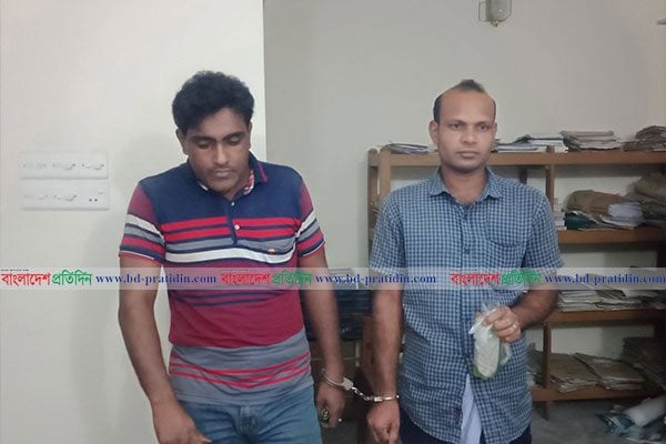 চাঁপাইনবাবগঞ্জে মাদক সেবনের দায়ে আওয়ামী লীগ নেতার কারাদণ্ড