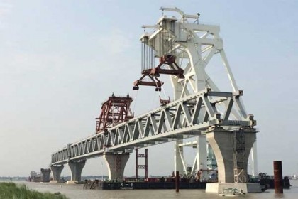 পদ্মাসেতুর ৩৪তম স্প্যান বসছে কাল