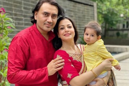 অষ্টমীতে ছেলের নাম ও ছবি প্রকাশ করলেন কোয়েল