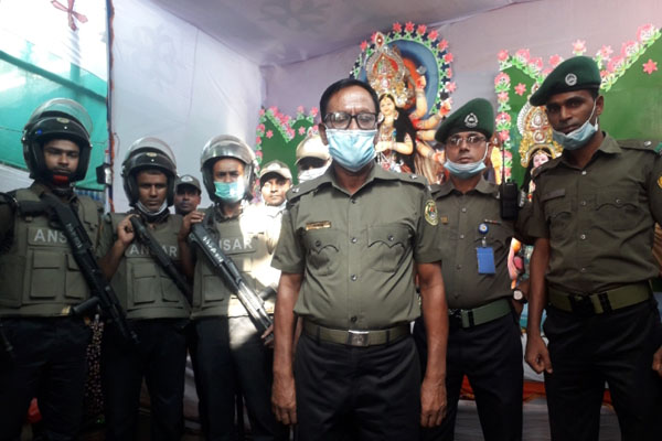 কালিয়াকৈরে দুর্গাপূজায় নিরাপত্তা জোরদারে আনসার বাহিনী