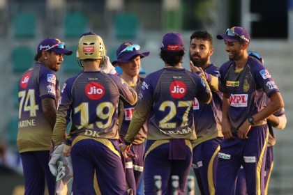 দিল্লিকে হেলায় হারিয়ে প্লে-অফের আরও কাছে কলকাতা