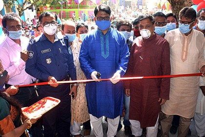 'করোনার মাঝেও প্রধানমন্ত্রী দেশের উন্নয়ন অব্যাহত রেখেছেন'