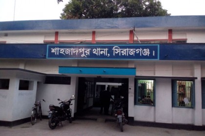 বিয়ের দাবিতে প্রেমিকের বাড়িতে গিয়ে লাশ হয়ে ফিরলেন প্রেমিকা