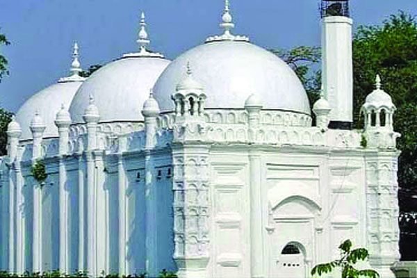 রাজারহাটের ঐতিহাসিক চান্দামারী মসজিদ