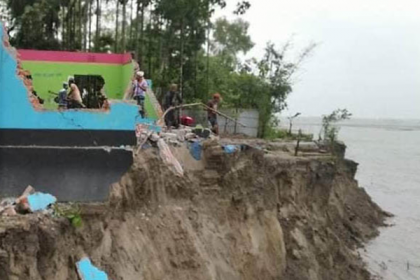 কুড়িগ্রামে তীব্র হচ্ছে নদী ভাঙন