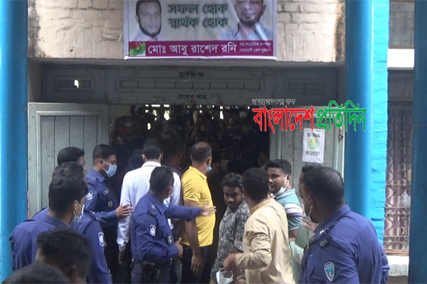 নোয়াখালীতে যুবদলের প্রতিষ্ঠাবার্ষিকীতে বাধা দেওয়ার অভিযোগ