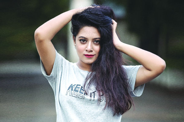 শিশু শিল্পী থেকে অভিনয়শিল্পী