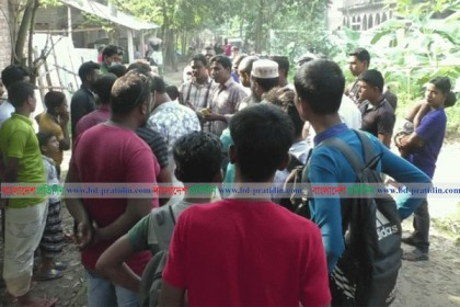 নাটোরে পারিবারিক কলহে স্ত্রীকে কুপিয়ে হত্যা