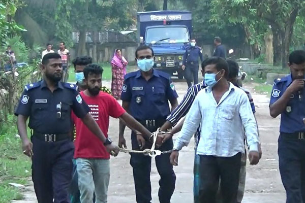 বাগেরহাটে ধর্ষণের মামলায় শ্রমিক লীগ নেতাসহ ৫ জনকে রিমান্ডে চায় পুলিশ