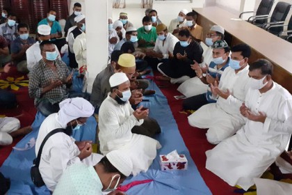 মাগুরায় ঈদে মিলাদুন্নবী (সা.) উপলক্ষে
আলোচনা সভা ও দোয়া
