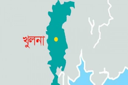 পুলিশকে মারধরের অভিযোগে শ্রমিকলীগ নেতার স্ত্রী গ্রেফতার