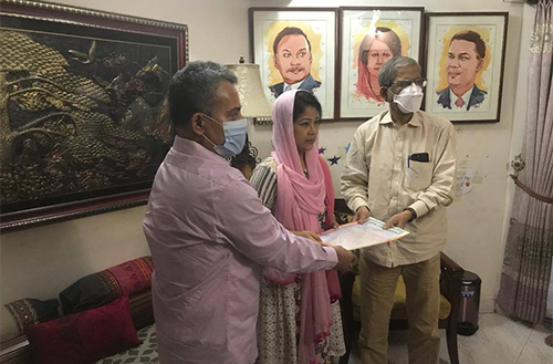 প্রয়াত শফিউল বারী বাবুর পরিবারকে ফ্ল্যাট দিল বিএনপি