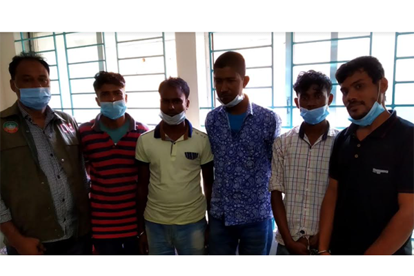 রংপুরে দালাল চক্রের ৫ সদস্য গ্রেফতার