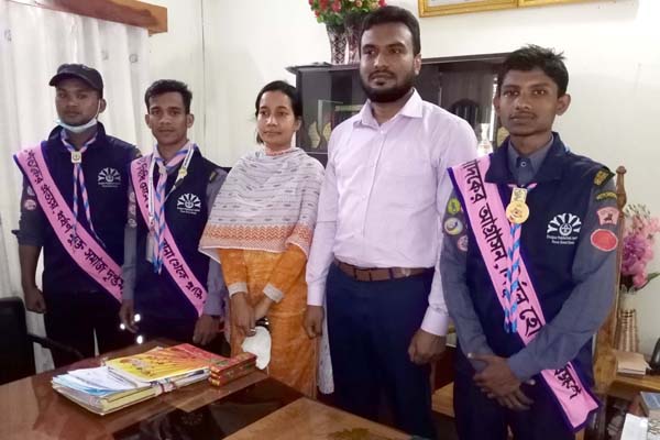 দিনাজপুরে রোভার স্কাউটের তিন সদস্যের ১৫০ কিলোমিটার পদযাত্রা
