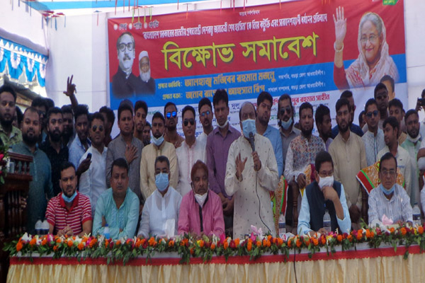 ‘শেখ হাসিনার নেতৃত্বে বাংলাদেশ সমৃদ্ধশালী রাষ্ট্রে পরিণত হয়েছে’