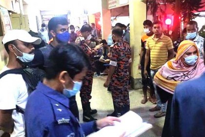 বাস পাহাড়ে আটকে প্রাণে বাঁচলো ৩০ বিশ্ববিদ্যালয় শিক্ষার্থী