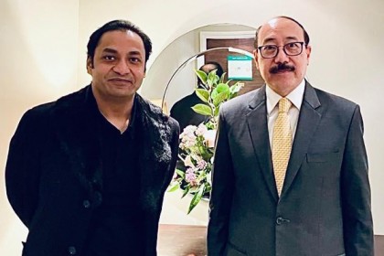 লন্ডনে হর্ষ বর্ধন শ্রিংলার সঙ্গে বসুন্ধরা গ্রুপের ব্যবস্থাপনা পরিচালকের সাক্ষাৎ