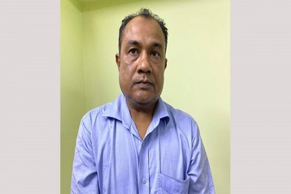 ১৫ মামলার পলাতক ব্যবসায়ীকে রাজধানী থেকে গ্রেফতার
