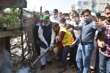 খালে খোলা পায়খানা রাখা যাবে না
