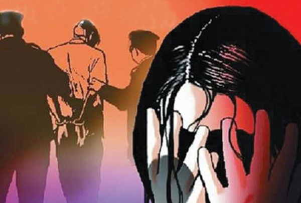 স্বামী-সন্তানকে খুঁজতে গিয়ে গণধর্ষণের শিকার, গ্রেফতার ৩