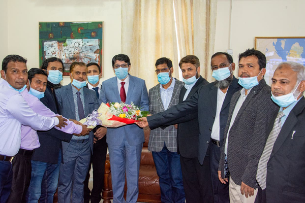 কাতারে রাষ্ট্রদূত জসিম উদ্দিনের সঙ্গে আইডিইবির মতবিনিময়

