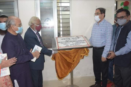 কুমিল্লা প্রেসক্লাবে বঙ্গবন্ধু কর্নার 

