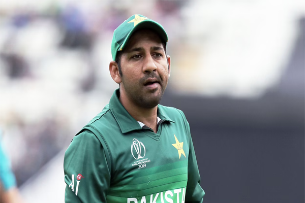 আচরণবিধি ভঙ্গের জন্য শাস্তি পেলেন সরফরাজ