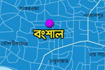 ছাদে কাপড় আনতে গিয়ে নিচে পড়ে নারীর মৃত্যু

