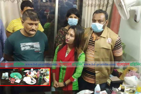 খুলনায় ক্লিনিক থেকে বিপুল পরিমাণ ইয়াবা উদ্ধার, আটক ২