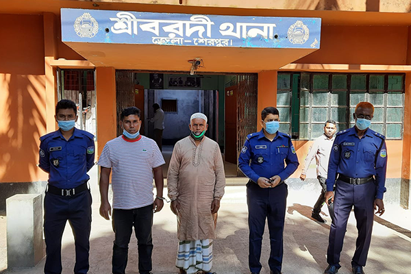 শেরপুরে মৃত্যুদণ্ডপ্রাপ্ত পলাতক ২ আসামি গ্রেফতার