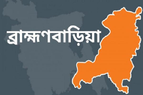 ঘাস খাওয়া অবস্থায় গরুর ভুঁড়ি, কলিজা খেয়ে ফেললো কিশোর