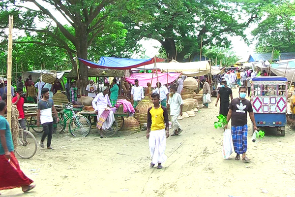 ঐতিহ্য হারাচ্ছে ২০০ বছরের পুরনো কাইকারটেক হাট