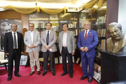 বসুন্ধরা গ্রুপের এমডির অগ্রণী ব্যাংক পরিদর্শন