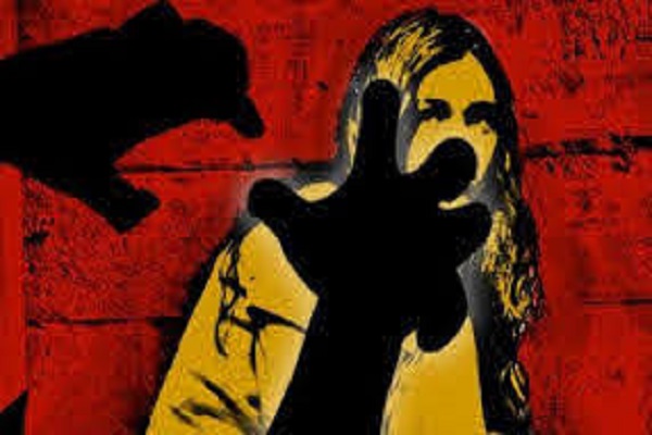 গলাচিপায় দ্বিতীয় শ্রেণির ছাত্রীকে ধর্ষণ