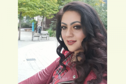 পরিচালনায় রুহির অভিষেক
