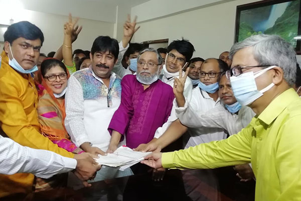 ফরিদপুর পৌরসভা নির্বাচনের মনোনয়নপত্র দাখিল