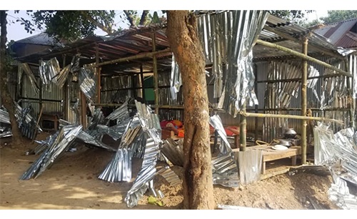 ভালুকায় গভীর রাতে বসতঘরে হামলা ও ভাঙচুর, আহত ২ 