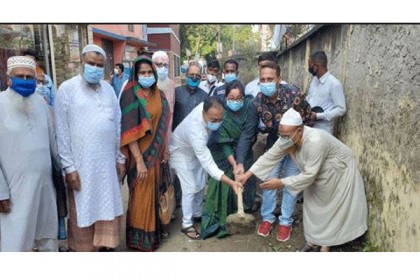 নাটোর পৌরসভায় ৪টি ড্রেনের নির্মাণ কাজ উদ্বোধন