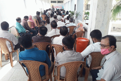 কিশোরগঞ্জে কালেক্টরেট সহকারীদের কর্মবিরতি