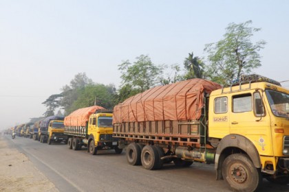 নন্দীগ্রামে ৮ কিলোমিটার যানজট