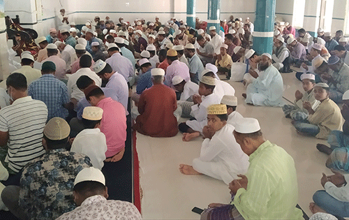 মোরেলগঞ্জে শেখ রাজিয়া নাসেরের রুহের মাগফিরাত কামনায় দোয়া