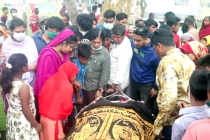 কক্সবাজারে ঘুরতে গিয়ে যুবকের মৃত্যু, পরিবারের দাবি হত্যা